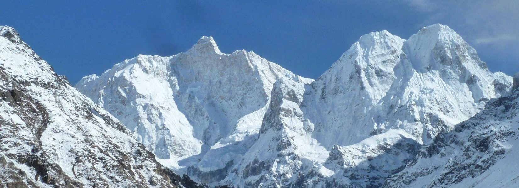 Kanchenjunga Circuit Trekking